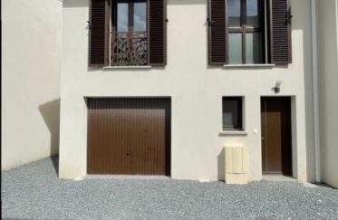 House 4 rooms of 88 m² in Salles (33770)