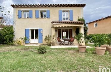 House 4 rooms of 101 m² in Le Rouret (06650)