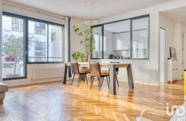 Appartement 5 pièces de 121 m² à Paris (75007)