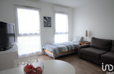 Appartement 1 pièce de 27 m² à Jouy-le-Moutier (95280)
