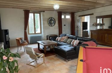 House 9 rooms of 203 m² in Rigny-Ussé (37420)