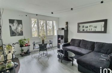 Appartement 3 pièces de 50 m² à Saint-Germain-lès-Arpajon (91180)