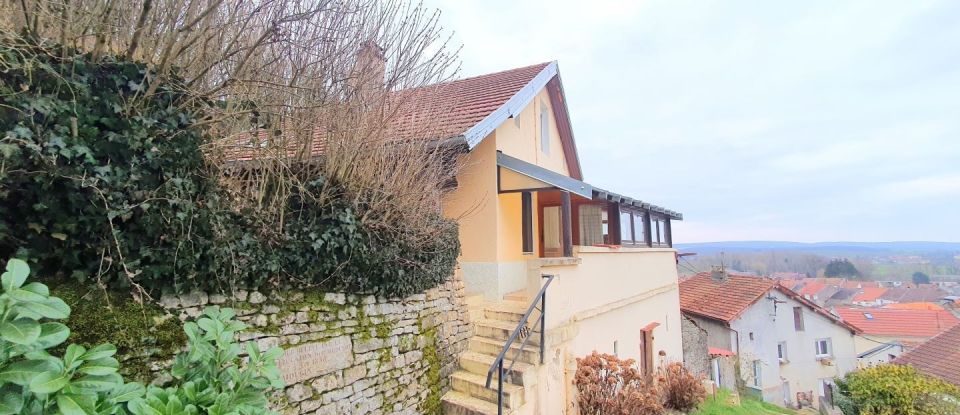 House 4 rooms of 83 m² in Jussey (70500)