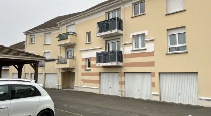 Apartment 2 rooms of 44 m² in Savigny-le-Temple (77176)