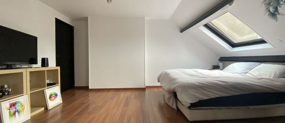 Appartement 4 pièces de 156 m² à Lens (62300)