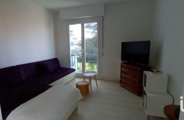 Appartement 2 pièces de 64 m² à Niort (79000)