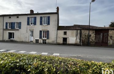 House 4 rooms of 110 m² in Saint-Hilaire-de-Voust (85120)