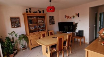 Apartment 4 rooms of 74 m² in Bruyères-le-Châtel (91680)