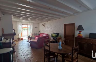 Village house 6 rooms of 168 m² in Gennetines (03400)