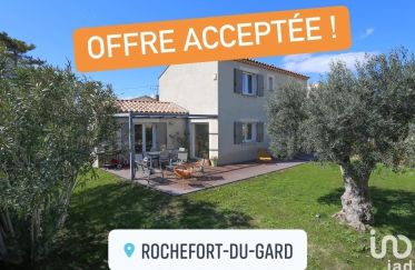 House 4 rooms of 115 m² in Rochefort-du-Gard (30650)