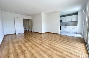 Apartment 3 rooms of 64 m² in Lons (64140)