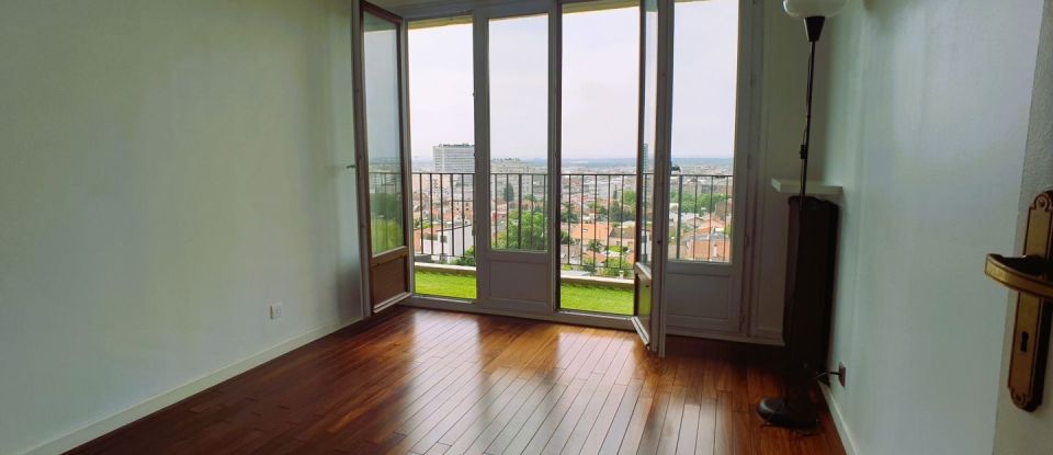 Appartement 4 pièces de 78 m² à Montreuil (93100)