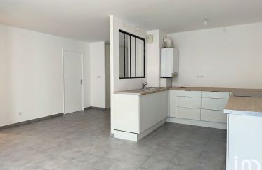 Apartment 3 rooms of 63 m² in Francheville (69340)