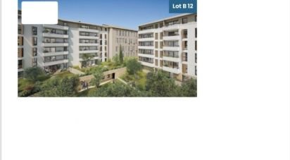 Appartement 4 pièces de 77 m² à Marseille (13005)
