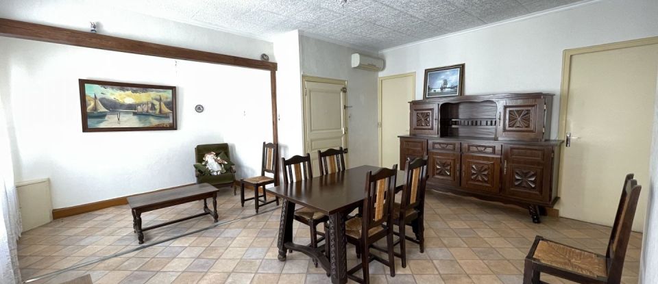 House 8 rooms of 172 m² in Beaucaire (30300)