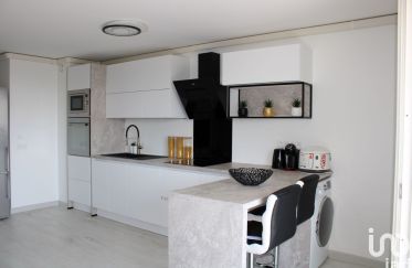 Appartement 3 pièces de 67 m² à Villeneuve-Loubet (06270)