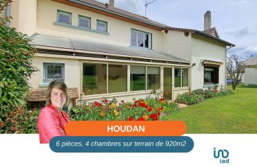 Maison 6 pièces de 152 m² à Houdan (78550)