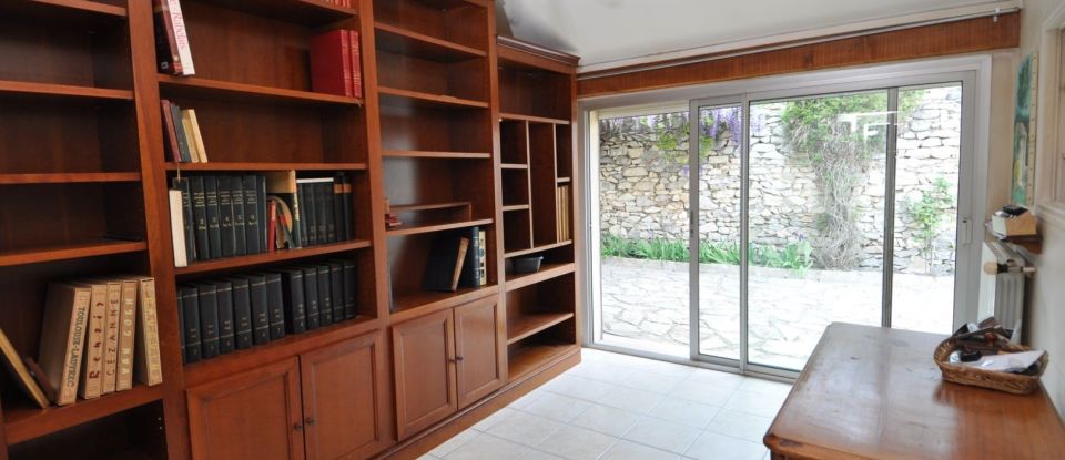 House 5 rooms of 151 m² in Bouillargues (30230)
