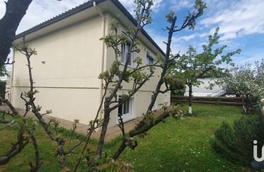 House 5 rooms of 135 m² in Poitiers (86000)