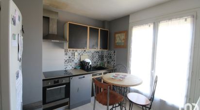 Appartement 4 pièces de 79 m² à Millau (12100)