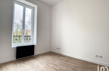 Apartment 3 rooms of 60 m² in Melun (77000)