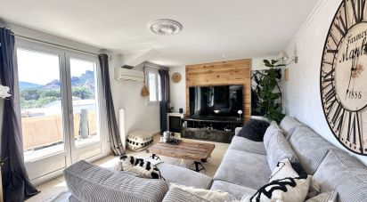 Maison 7 pièces de 231 m² à Roquebrune-sur-Argens (83520)