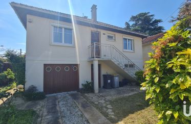 House 5 rooms of 97 m² in Viry-Châtillon (91170)