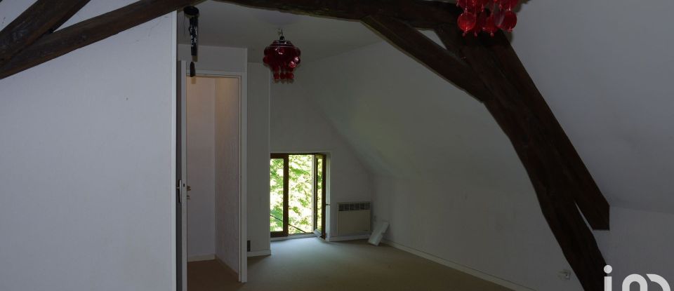 House 4 rooms of 148 m² in Levroux (36110)