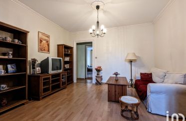 Appartement 3 pièces de 77 m² à Saint-Étienne (42000)
