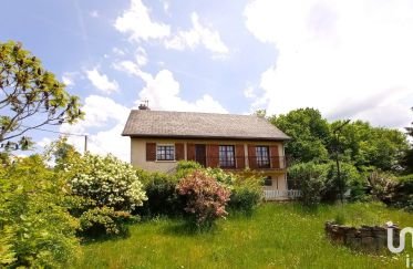 House 6 rooms of 130 m² in Messeix (63750)