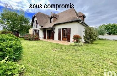 House 5 rooms of 138 m² in Séméac (65600)