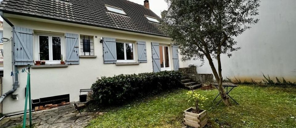 House 6 rooms of 122 m² in Juvisy-sur-Orge (91260)