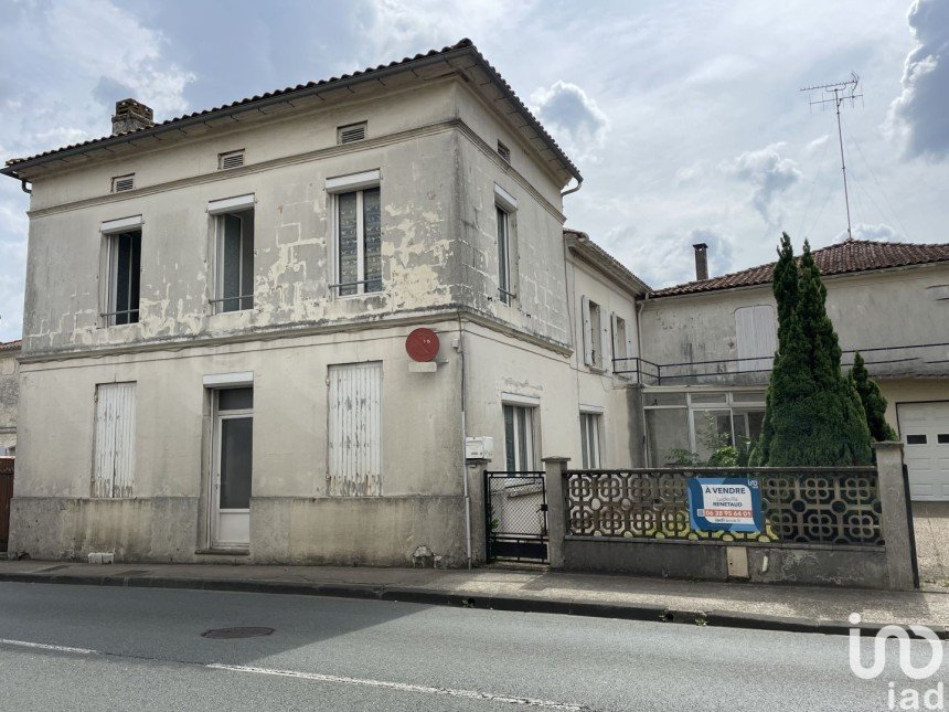 Maison 7 pièces de 213 m² à Saint-Genis-de-Saintonge (17240)