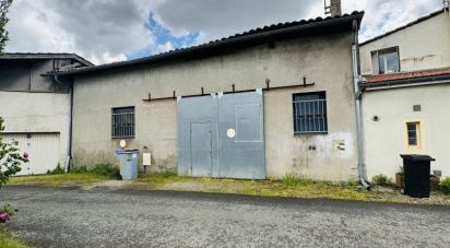 Parking/garage/box de 130 m² à Eysines (33320)