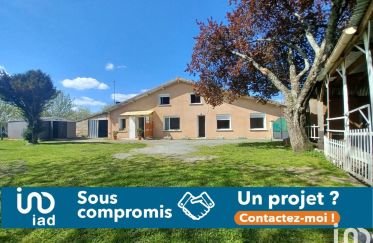 Maison 4 pièces de 135 m² à Saint-Médard-de-Guizières (33230)