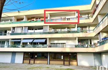 Apartment 4 rooms of 67 m² in Lapalud (84840)