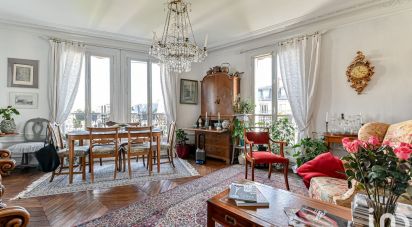 Appartement 3 pièces de 89 m² à Paris (75011)