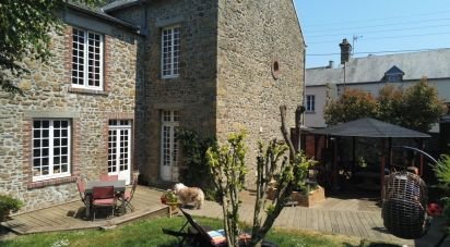 House 6 rooms of 151 m² in Coutances (50200)