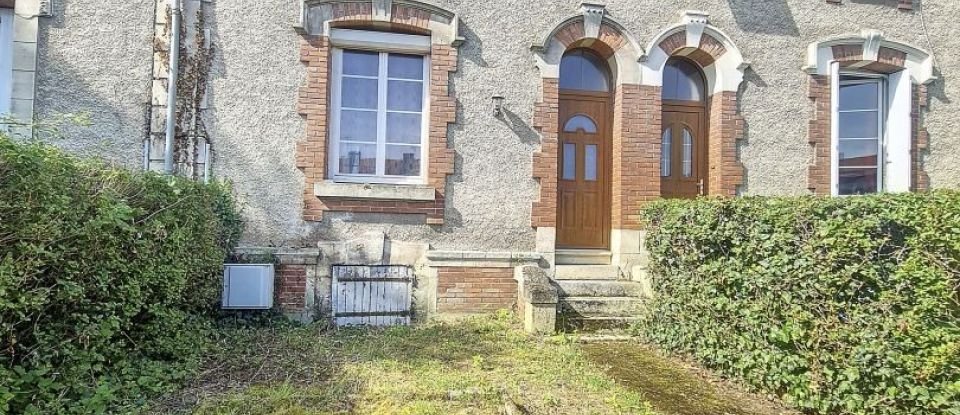 Maison 7 pièces de 147 m² à Tonnay-Charente (17430)