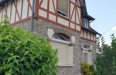 House 5 rooms of 98 m² in L'Aigle (61300)