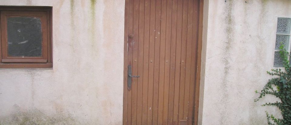 House 2 rooms of 42 m² in Rochefort (17300)