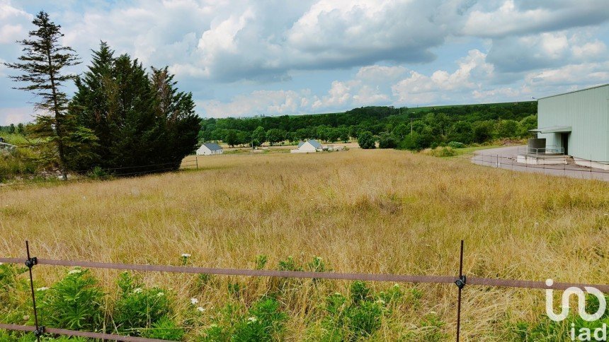 Land of 20,513 m² in Maligny (89800)