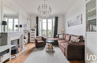 Apartment 3 rooms of 77 m² in Nanterre (92000)
