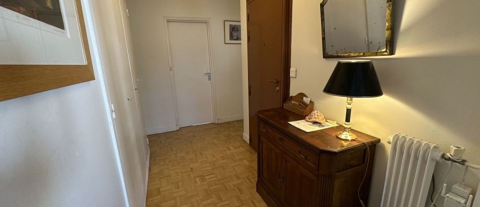 Apartment 6 rooms of 112 m² in Châtenay-Malabry (92290)