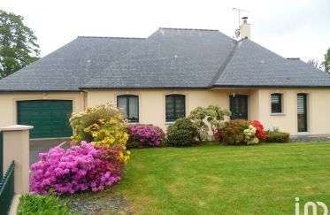 House 4 rooms of 140 m² in Saint-Rémy-du-Plain (35560)
