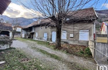 House 6 rooms of 137 m² in Le Gua (38450)