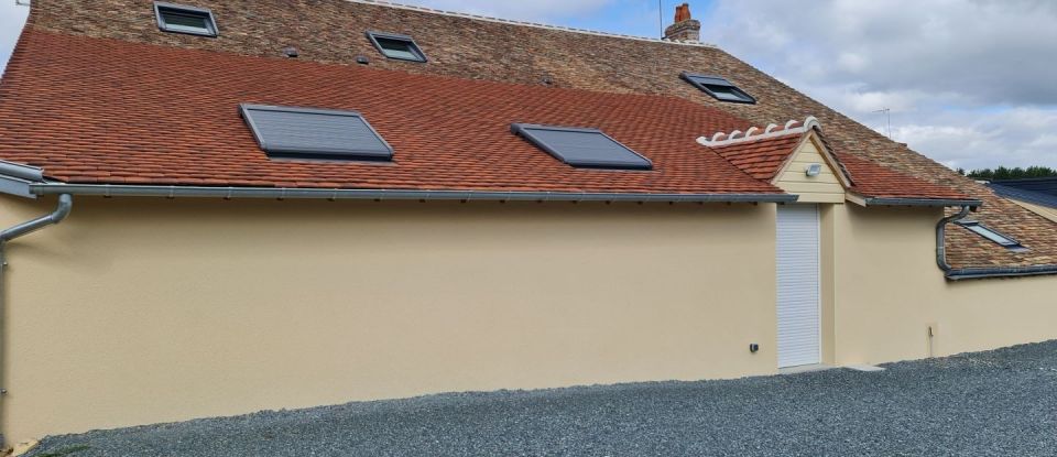 House 6 rooms of 166 m² in Beaufay (72110)