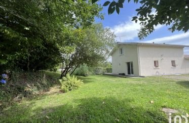 House 5 rooms of 109 m² in Saint-Vincent-de-Tyrosse (40230)