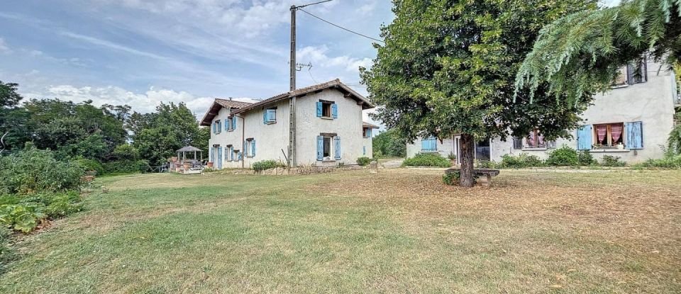 Maison 12 pièces de 316 m² à Ville-sous-Anjou (38150)