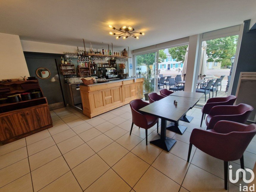 Restaurant of 296 m² in Laignes (21330)